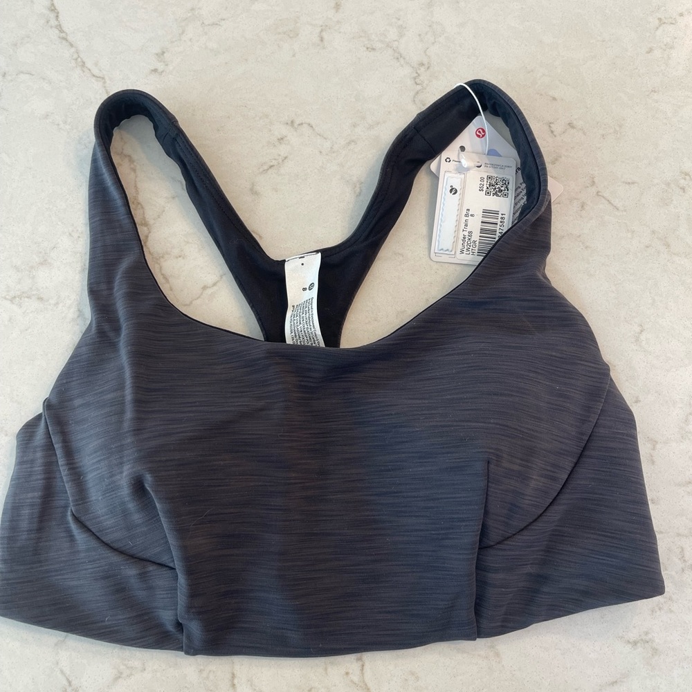Brand new Lululemon sports bra.